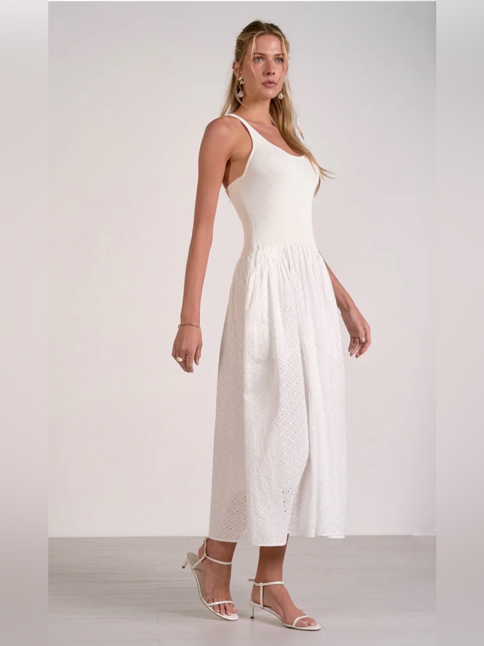 Elan White Mixed media design with ribbed knit bodice and eyelet skirt sizeM NWT - Picture 2 of 9